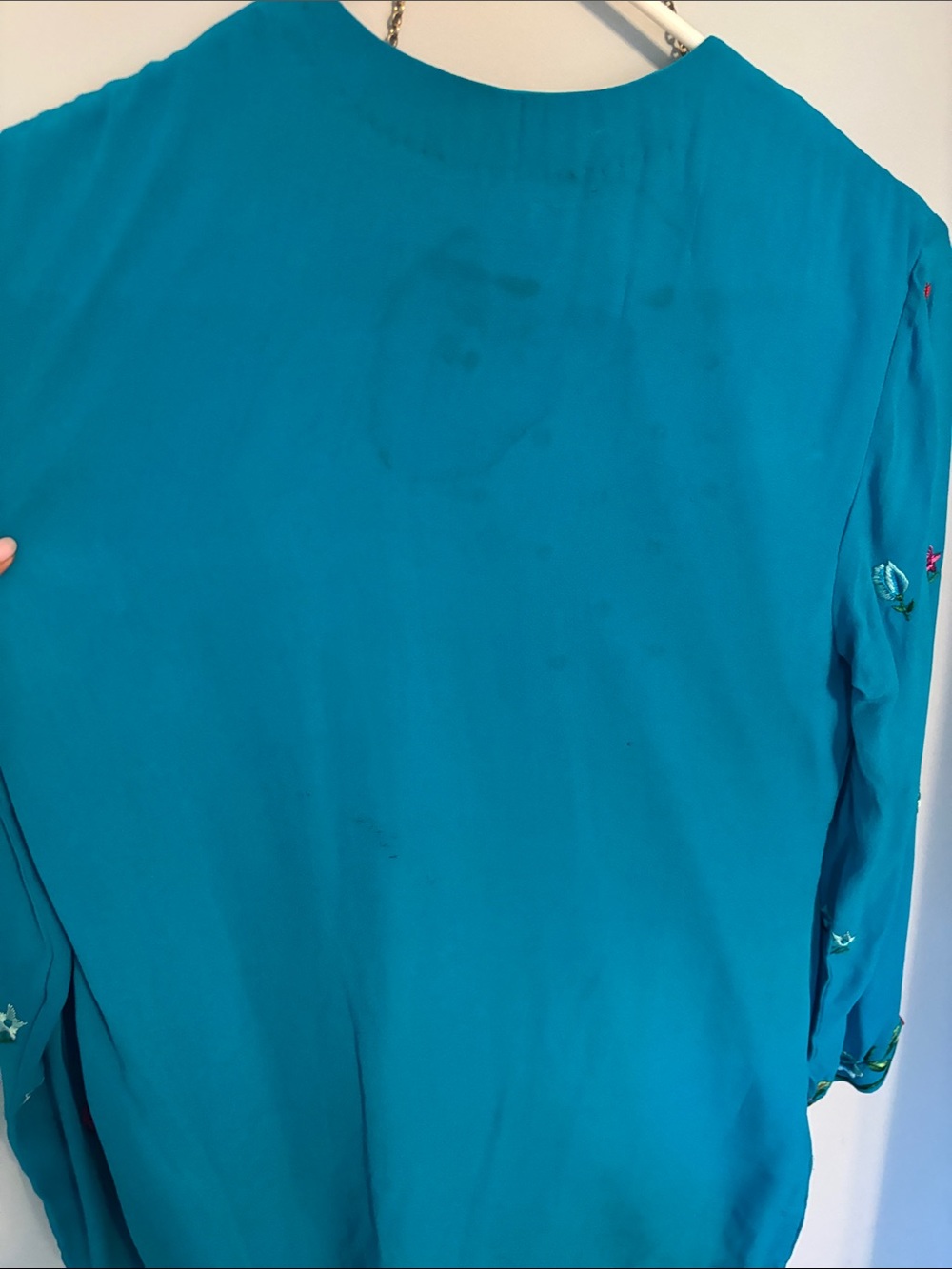 Embroidered Kurta - Picture 4 of 4
